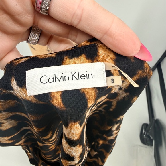 Calvin Klein Women's 8 Leopard Print Sheath Dress Sleeveless Ruched Mob Wife - Picture 2 of 10